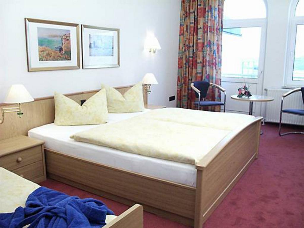 Strandhotel Dagebuell Direkt An Der Nordsee Экстерьер фото